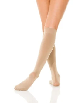 Mondor Ultra Opaque Knee High Socks (One Size)