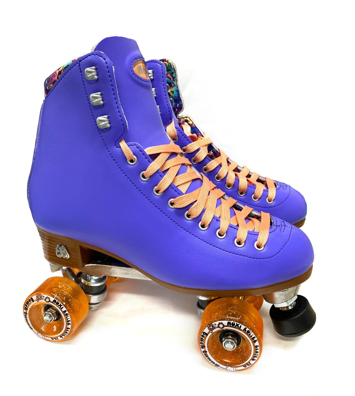 Beach Bunny Roller Skates Moxi Roller Skates- Periwinkle Sunset (Refurbished) 3 Beach Bunny Roller Skates Moxi Roller Skates- Periwinkle Sunset (Refurbished) - Image 3